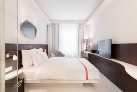 Ruby Hanna Hotel