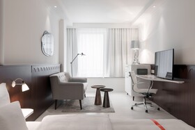 Ruby Hanna Hotel