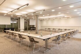 Vienna House Easy by Wyndham Stuttgart