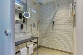 Centro Hotel Stern, Trademark Collection by Wyndham