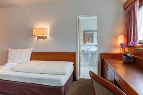 Centro Hotel Stern, Trademark Collection by Wyndham