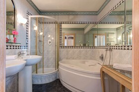 Centro Hotel Stern, Trademark Collection by Wyndham