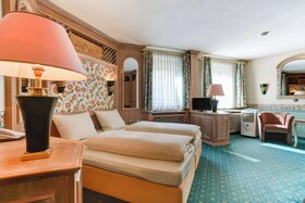 Centro Hotel Stern, Trademark Collection by Wyndham