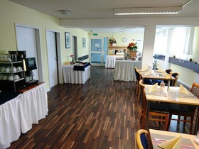 Central Hotel