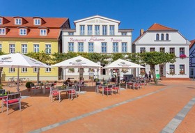 Eshramo Restaurant & Pension