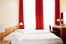 Vienna House Easy by Wyndham Rostock