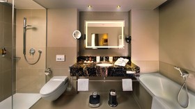 Hotel Maximilian’s