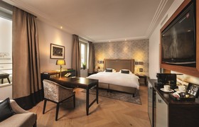 Hotel Maximilian’s