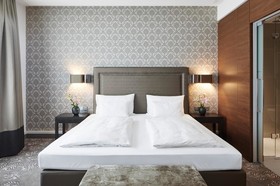 Hotel Maximilian’s