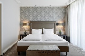 Hotel Maximilian’s