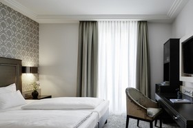 Hotel Maximilian’s