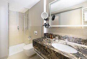 Hotel Maximilian’s