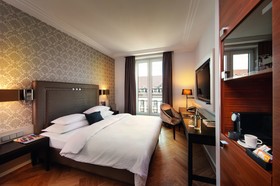 Hotel Maximilian’s