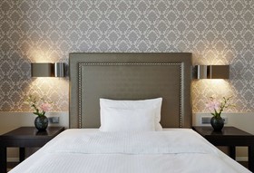 Hotel Maximilian’s