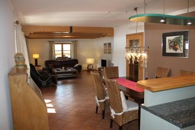 SL Hotel