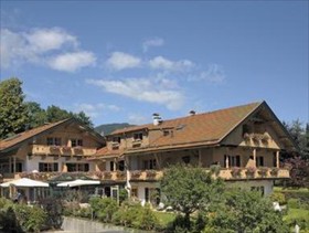 SL Hotel