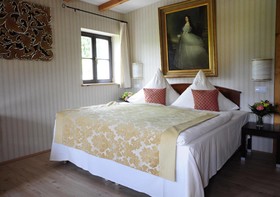 Schlossresidenz Heitzenhofen