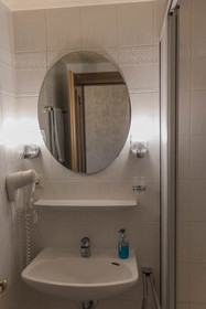 Hotel Five Seasons