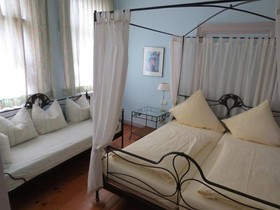 Hotel & Weinstube am Markt