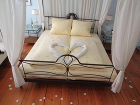 Hotel & Weinstube am Markt
