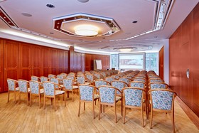 Hotel am Badersee