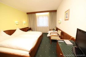 Hotel-Landgasthof Schuster