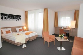 Business-Sporthotel Großwallstadt