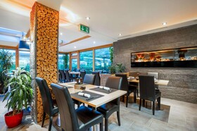 [M]eat & Stay Hotel
