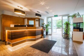 [M]eat & Stay Hotel