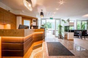 [M]eat & Stay Hotel