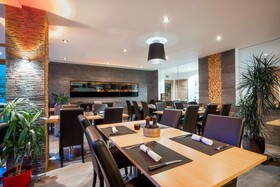 [M]eat & Stay Hotel