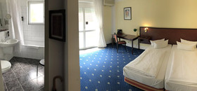 Airport Regentpark Hotel