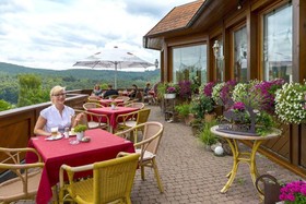 Panorama Hotel Heimbuchenthaler Hof