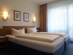 Hotel & Gasthof Zur Linde