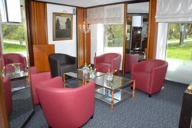 Ambassador Parkhotel