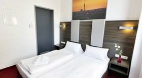 KOOS Hotel&Apartments