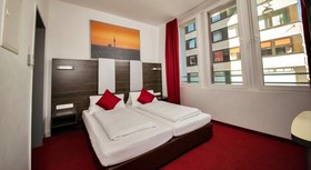 KOOS Hotel&Apartments