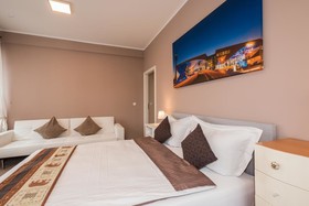 Eastpark Apartments