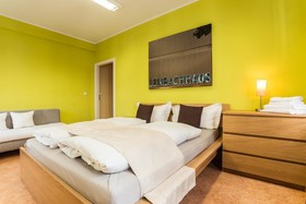 Eastpark Apartments