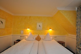 Hotel Altmünchen by Blattl