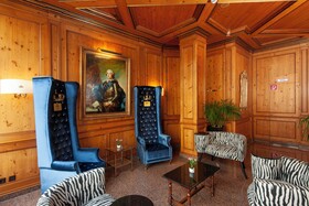King's Hotel Center