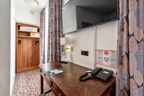 King's Hotel Center
