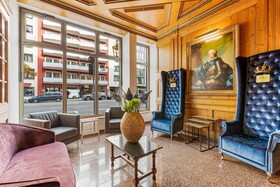 King's Hotel Center