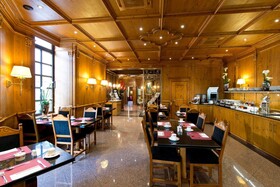 KING's HOTEL First Class
