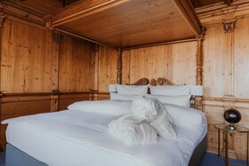 KING's HOTEL First Class