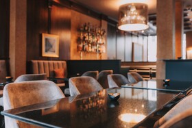 KING's HOTEL First Class