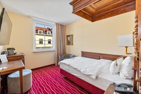 KING's HOTEL First Class