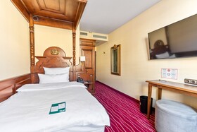 KING's HOTEL First Class
