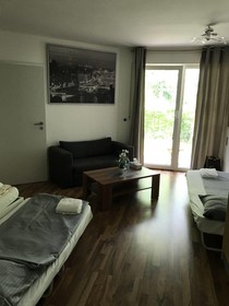 Kn Kahtan Boarding House