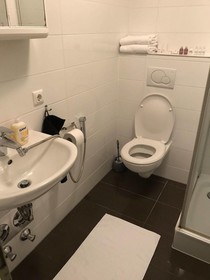 Kn Kahtan Boarding House